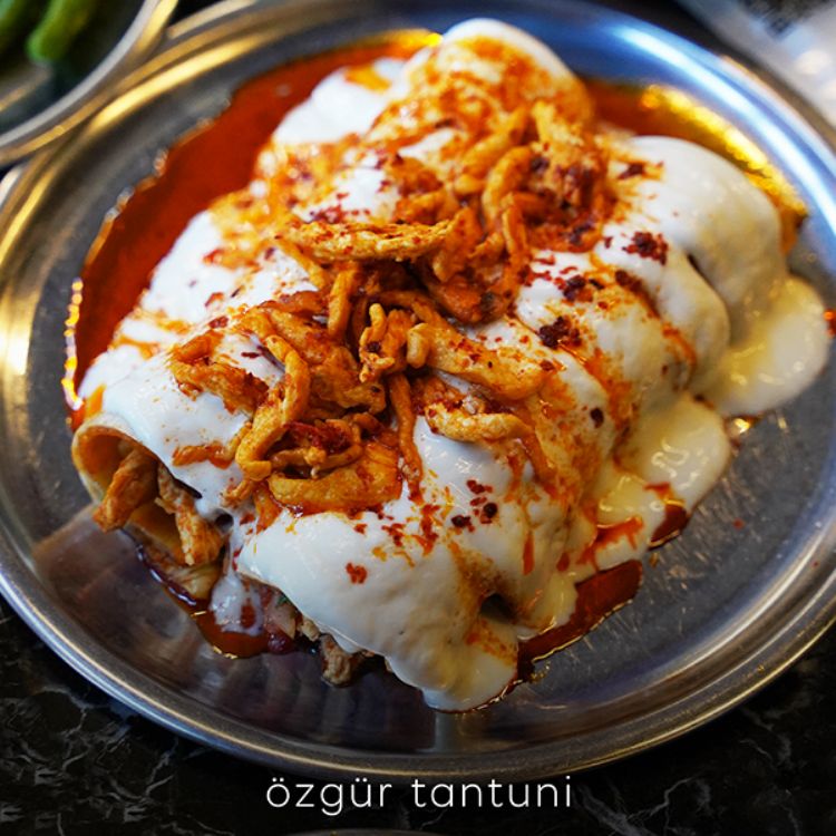 Yoğurtlu Lavaş Tavuk Tantuni