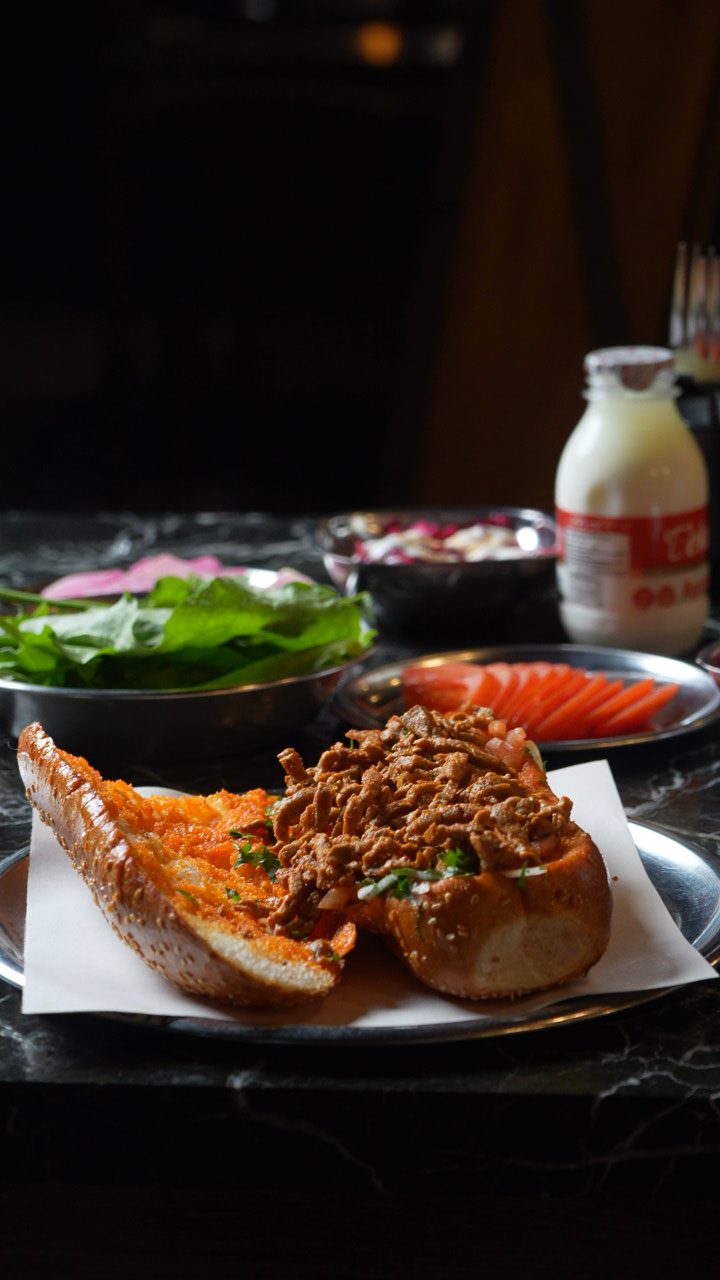 Ustasından Mersin Biftek Tantuni Yapımının İncelikleri